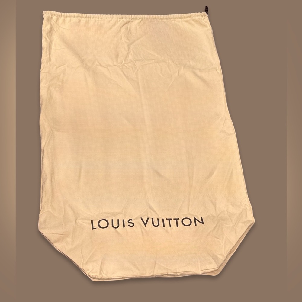 LOUIS VUITTON: Draw string Dust bag Sz: 21.5” x 33”